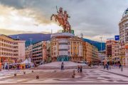 escultura de Alejandro Magno en Skopje