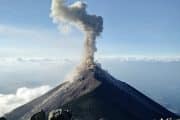 volcán en Guatemala
